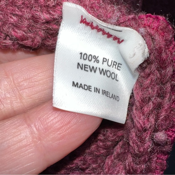 Country Club Vintage Pure New Wool Cardigan Sweater-Made in Ireland-Burgundy-Med - Picture 9 of 9